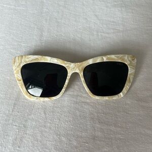 I-SEA Cat-eye Sunglasses